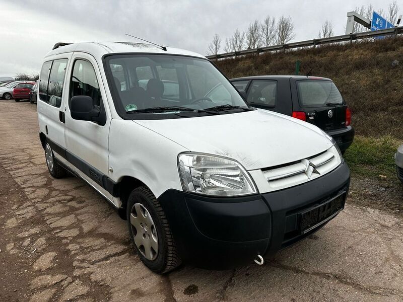 Weiß Gebraucht 2008 Citroën Berlingo Van / Kleinbus | 2.100 € (Superpreis) - Bild 1/4