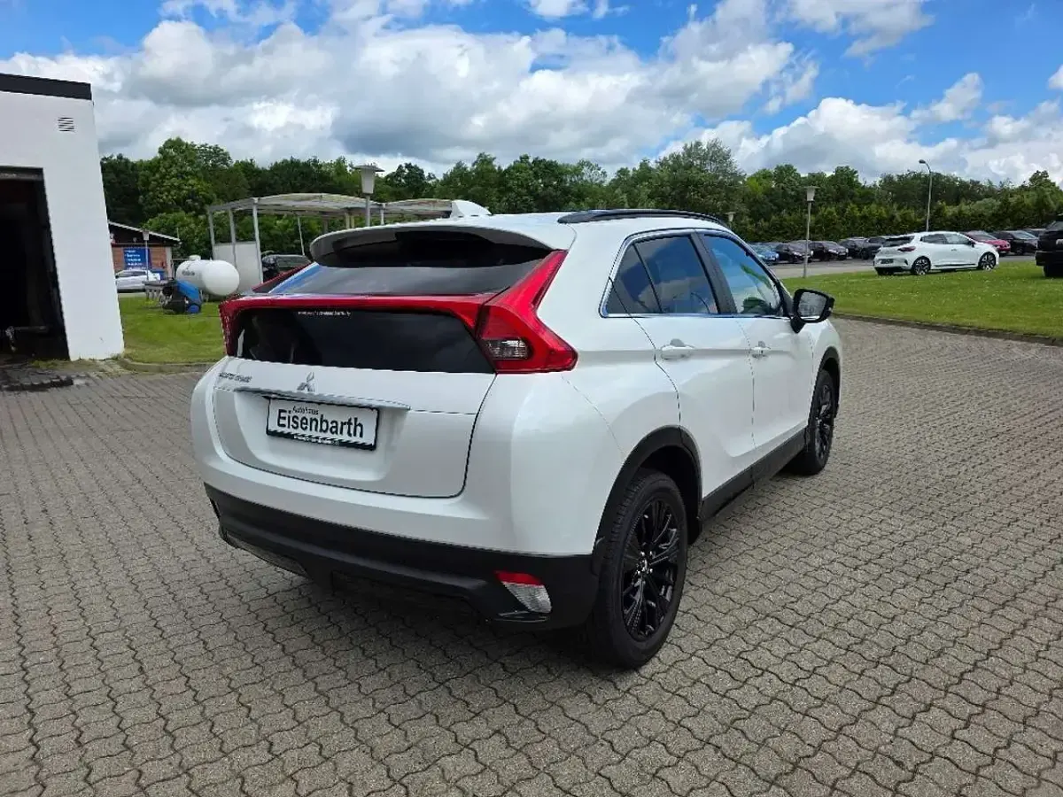 Gebraucht Mitsubishi Eclipse Cross 163 PS (119 kW) 2021 Weiß SUV