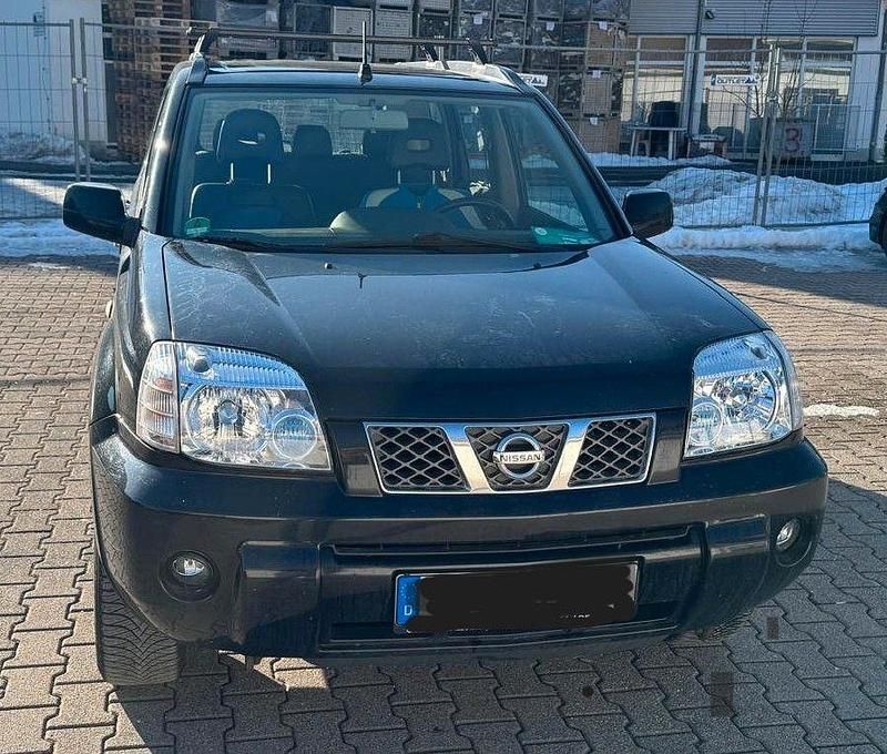 Schwarz Gebraucht 2004 Nissan X-Trail SUV | 2.990 € (Fairer Preis) - Bild 1/4