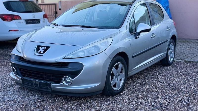 Silber Gebraucht 2008 Peugeot 207 Kleinwagen | 1.400 € (Guter Preis) - Bild 1/4