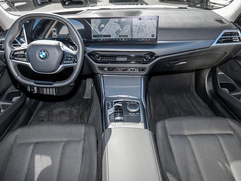 Gebraucht BMW 320 Comfort Edition 184 PS (135 kW) 2025 Weiß Kombi