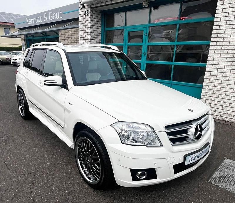 Weiß Gebraucht 2008 Mercedes GLK280 Edition 1 SUV | 18.950 € - Bild 1/4