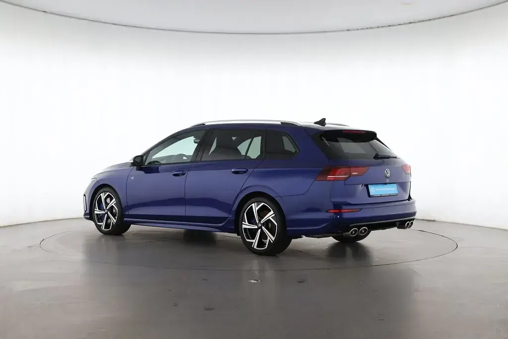 Gebraucht VW Golf VIII R 333 PS (244 kW) 2025 Lapiz blue Kombi