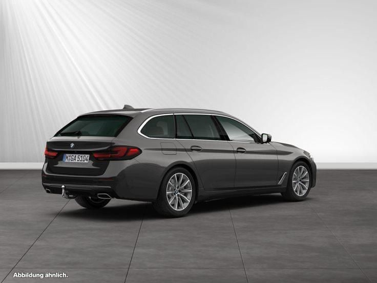 Second-hand BMW 520 Efficient Dynamics 190 CP (139 kW) 2022 Gri Break
