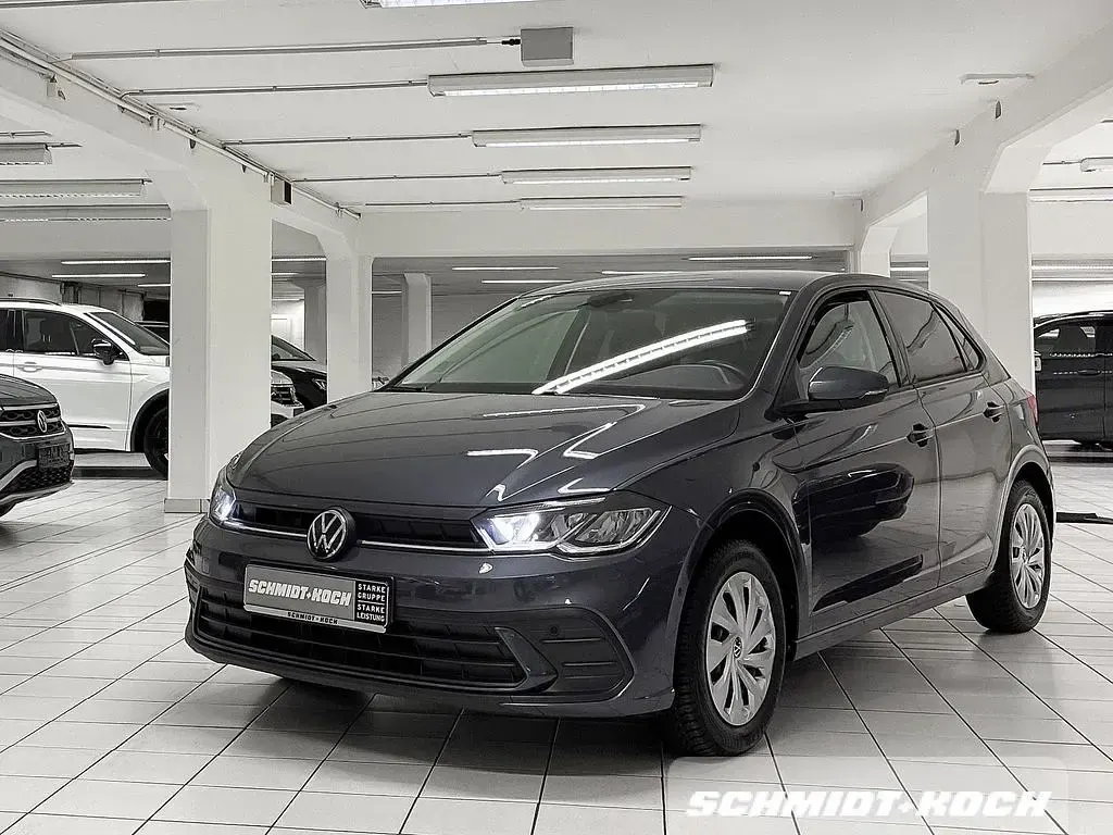Gebraucht VW Polo Life 95 PS (69 kW) 2024 Rauchgrau (grau) Kleinwagen