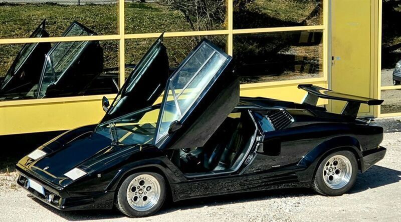 Schwarz Gebraucht 1990 Lamborghini Countach | 479.000 € - Bild 1/4
