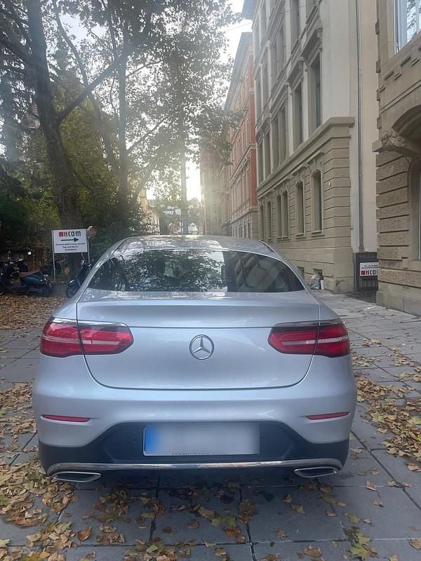 Gebraucht Mercedes GLC350 258 PS (189 kW) 2017 Silber Coupé