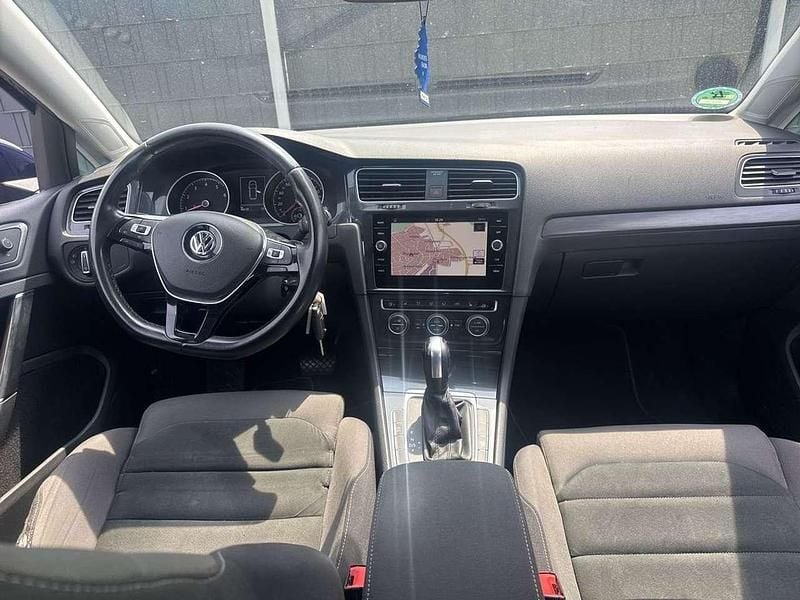 Blau Gebraucht 2019 VW Golf VII Comfortline Kombi | 15.000 € (Fairer Preis) - Bild 1/4
