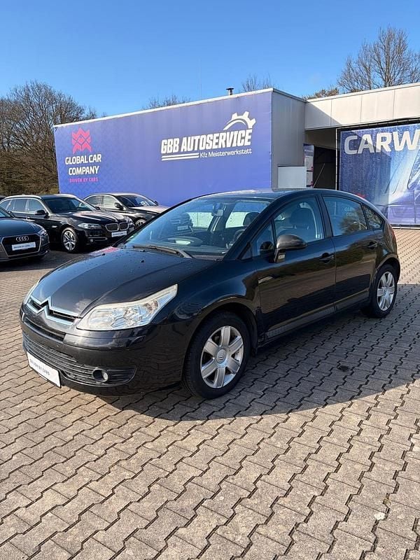 Usado Citroën C4 109 HP (80 kW) 2007 Preto Sedan