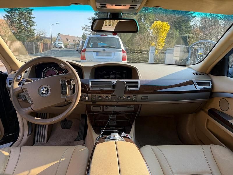 Second-hand BMW 730 230 CP (169 kW) 2003 Verde Berlinǎ