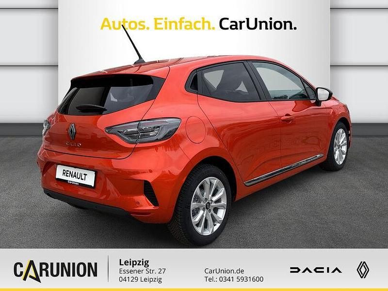 Gebraucht Renault Clio V Evolution 101 PS (74 kW) 2024 Valenciaorange metallic Limousine