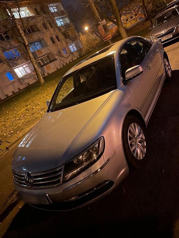 Silber Gebraucht 2012 VW Phaeton Limousine | 9.200 € (Superpreis) - Bild 1/4