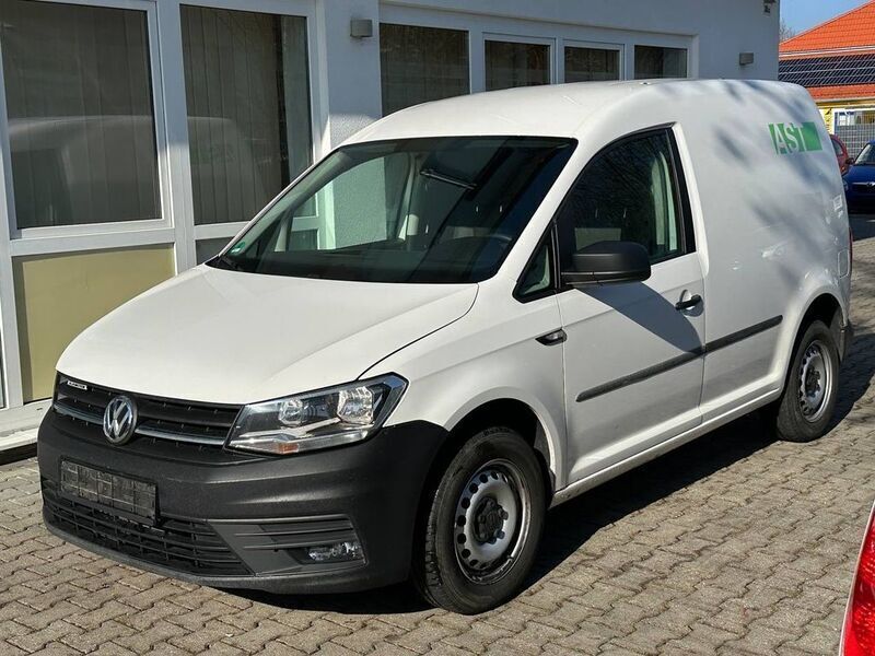 Weiß Gebraucht 2020 VW Caddy Van / Kleinbus | 6.790 € (Etwas zu teuer) - Bild 1/4