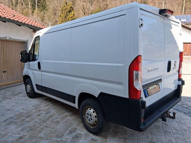 Gebraucht Fiat Ducato 131 PS (96 kW) 2019 Weiß Van