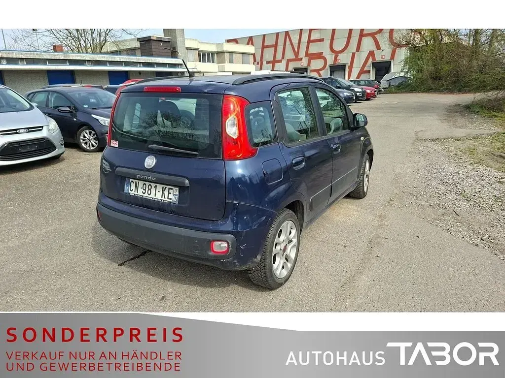 Occasion Fiat Panda Lounge 86 ch (63 kW) 2012 Bleue Citadine