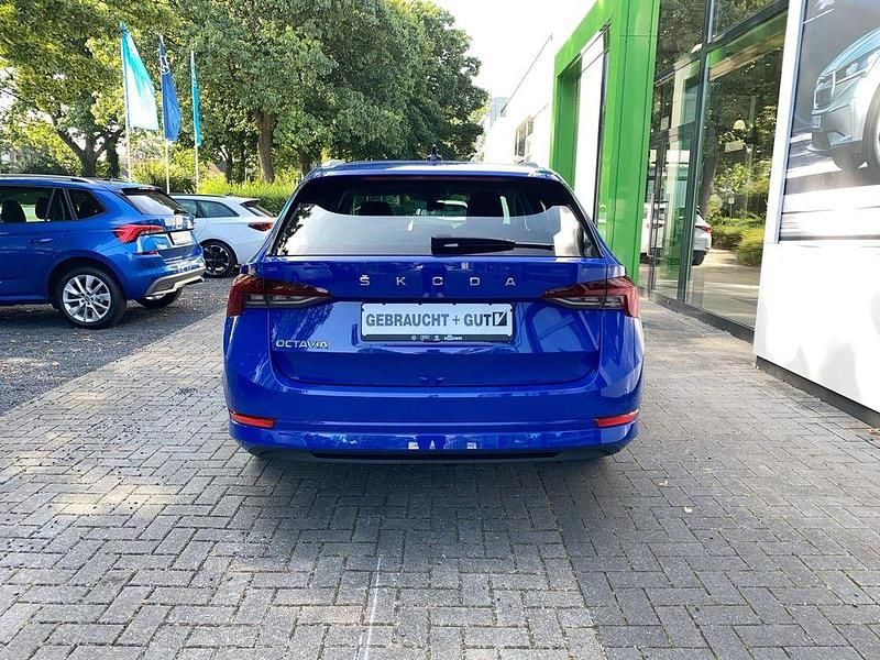 Gebraucht Skoda Octavia Style 116 PS (85 kW) 2022 Energyblau Kombi