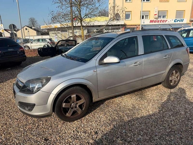 Gebraucht Opel Astra Edition 125 PS (91 kW) 2005 Grau Kombi