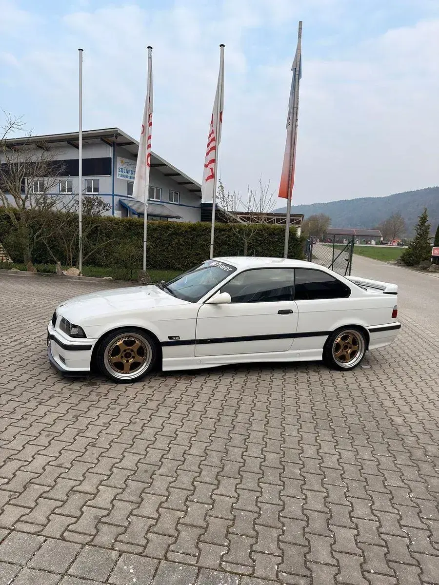 Gebraucht BMW 328 Performance 193 PS (141 kW) 1996 Weiß Coupé