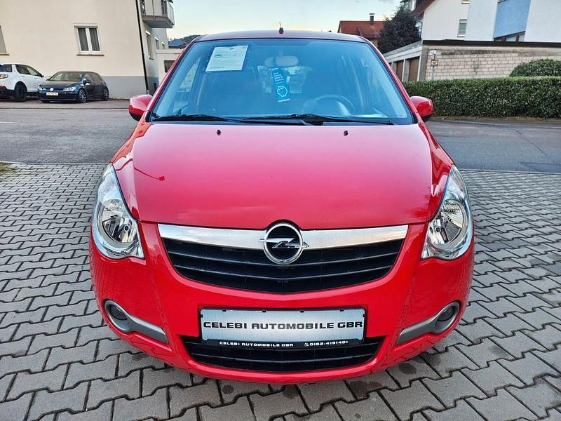 Gebraucht Opel Agila Edition 86 PS (63 kW) 2009 Rot Kleinwagen