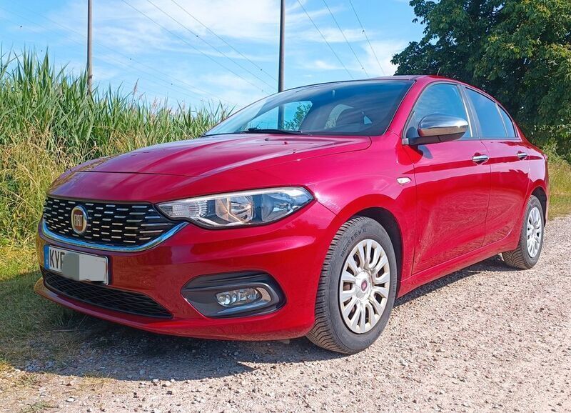 Rot Gebraucht 2017 Fiat Tipo Easy Limousine | 5.600 € (Guter Preis) - Bild 1/4