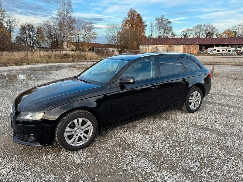 Gebraucht Audi A4 160 PS (117 kW) 2009 Schwarz Kombi