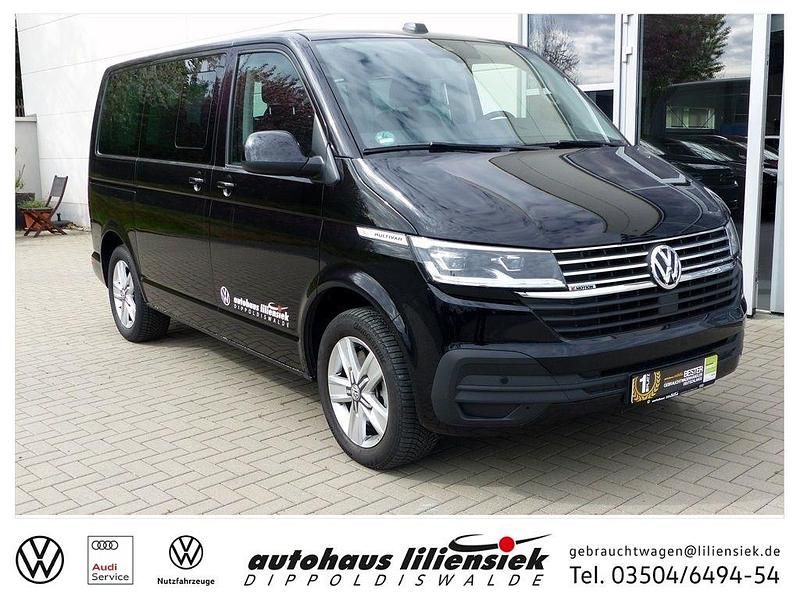 Gebraucht VW Multivan Comfortline 204 PS (150 kW) 2023 Deep black perleffekt Van