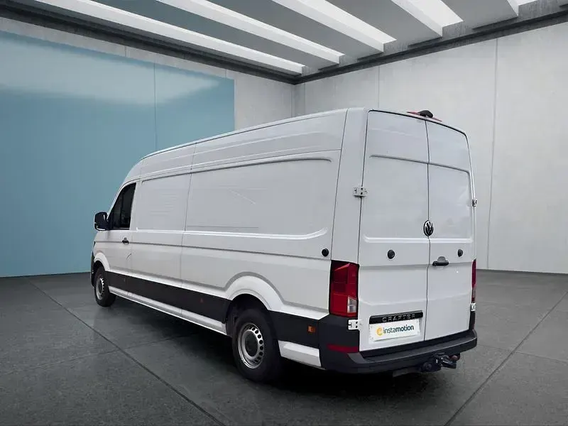 Gebraucht VW Crafter 177 PS (130 kW) 2025 Weiß Van