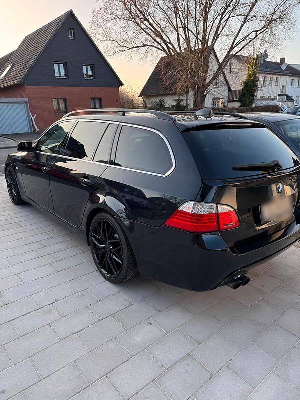 Gebraucht BMW 535 350 PS (257 kW) 2008 Schwarz Kombi