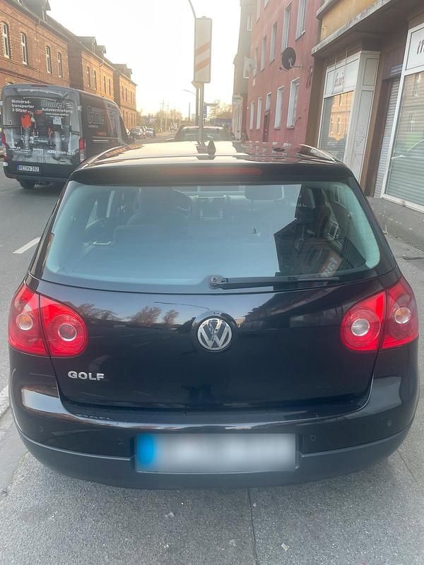 Gebraucht VW Golf V 102 PS (75 kW) 2007 Schwarz Kleinwagen
