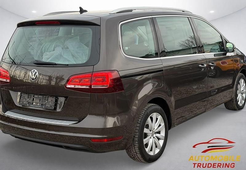 Gebraucht VW Sharan Highline 150 PS (110 kW) 2016 Schwarz Van / Kleinbus