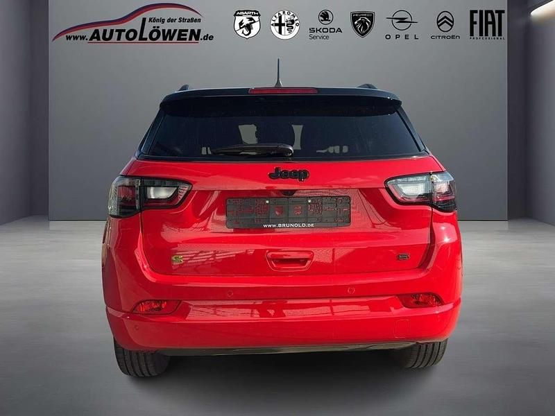 Gebraucht Jeep Compass 131 PS (96 kW) 2023 Colorado red (vr176) SUV