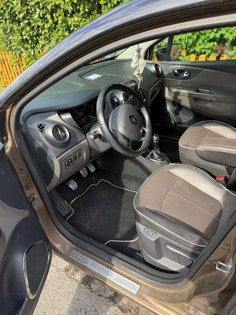 Occasion Renault Captur Elysee 118 ch (86 kW) 2017 Marron SUV