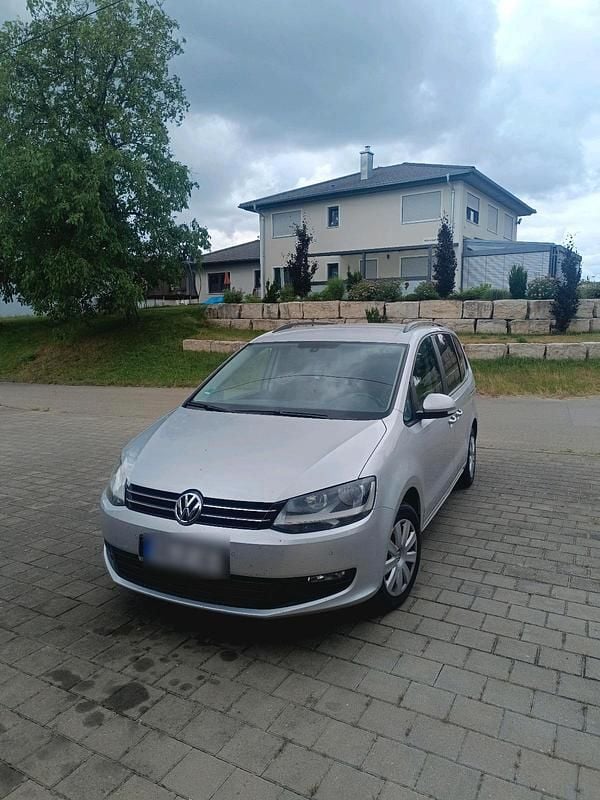 Silber Gebraucht 2011 VW Sharan Van / Kleinbus | 6.500 € (Superpreis) - Bild 1/4