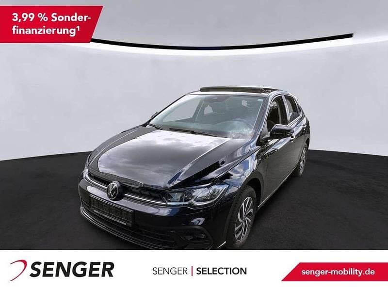 Deep black perleffekt Gebraucht 2022 VW Polo Life Kleinwagen | 18.490 € (Guter Preis) - Bild 1/3
