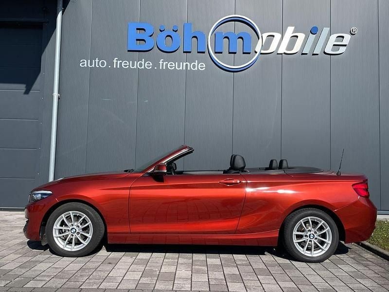 Gebraucht BMW 218 Advantage 136 PS (100 kW) 2018 Orange Cabrio