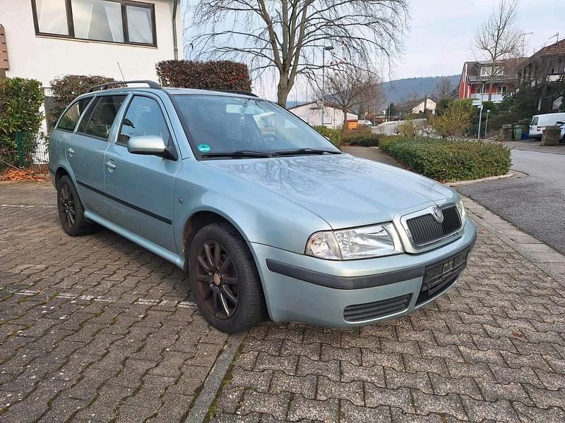 Gebraucht 2009 Skoda Octavia Kombi | 1.250 € (Superpreis) - Bild 1/4