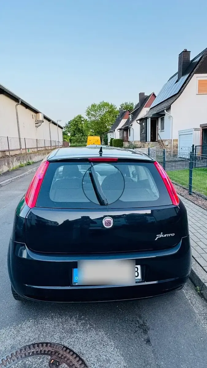 Gebraucht Fiat Punto 77 PS (56 kW) 2009 Blau Kleinwagen