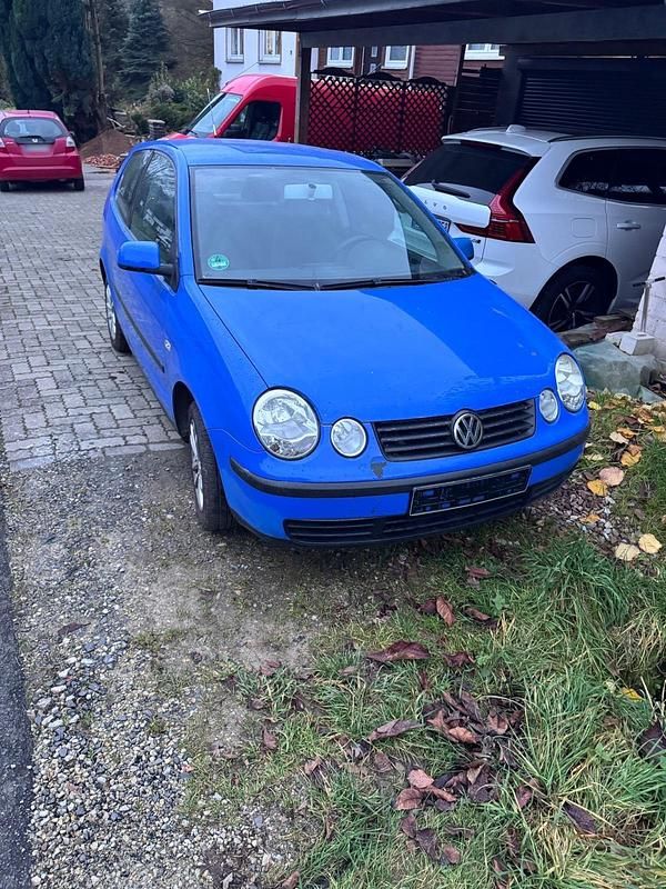 Gebraucht VW Polo 54 PS (39 kW) 2002 Blau Kleinwagen