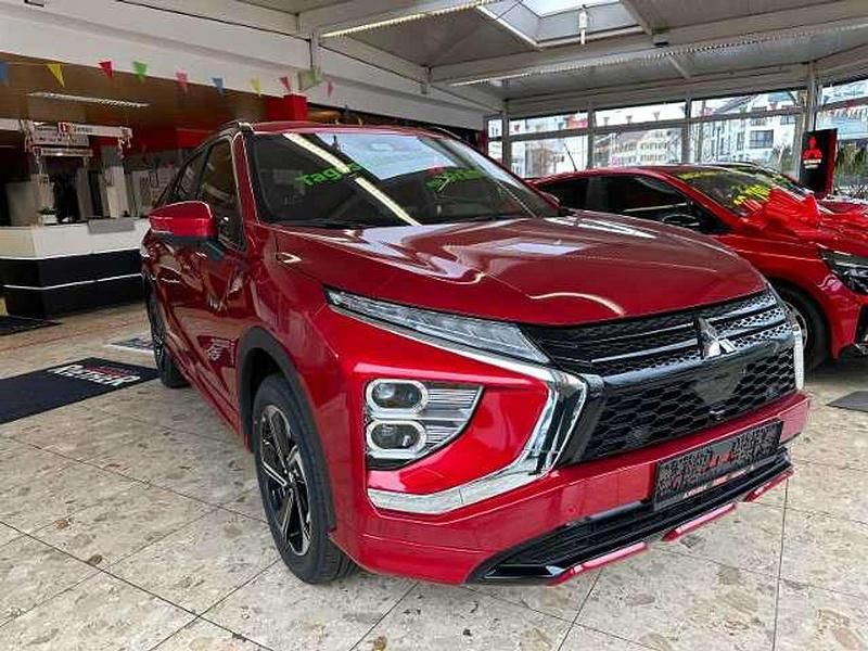 Dynamikrot Gebraucht 2024 Mitsubishi Eclipse Cross Select SUV | 35.490 € - Bild 1/4