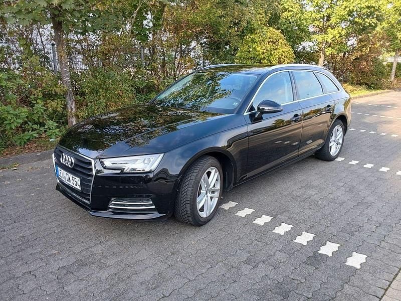 Schwarz Gebraucht 2018 Audi A4 Kombi | 16.900 € (Guter Preis) - Bild 1/4