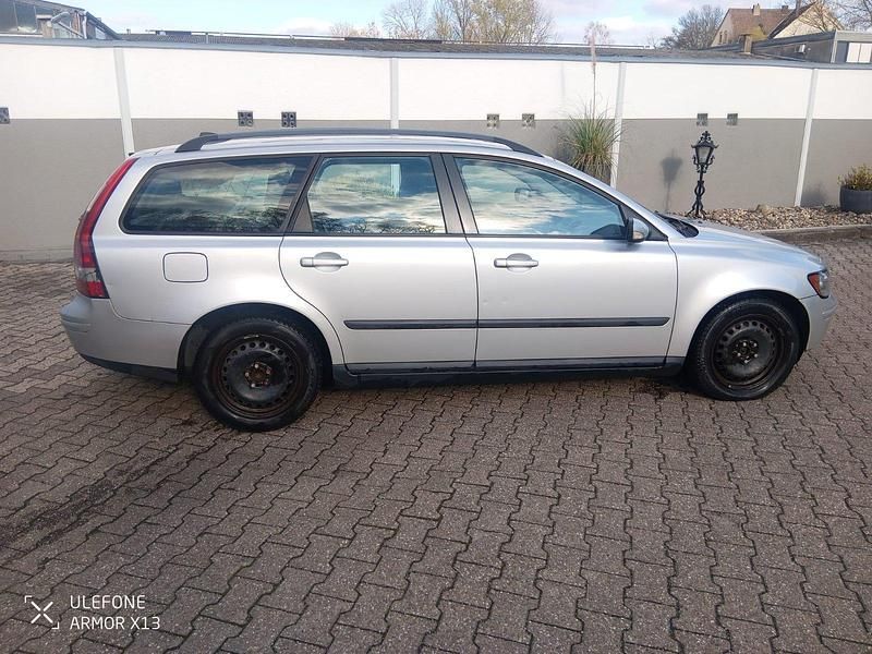 Gebraucht Volvo V50 136 PS (100 kW) 2006 Silber Kombi