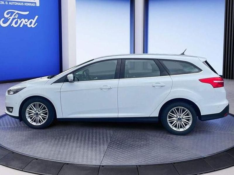Gebraucht Ford Focus Cool & Connect 125 PS (91 kW) 2018 Frozen white Kombi