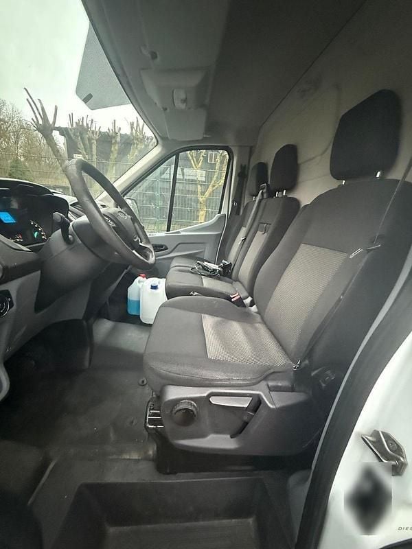 Usado Ford Transit 105 HP (77 kW) 2017 Branco Monovolume