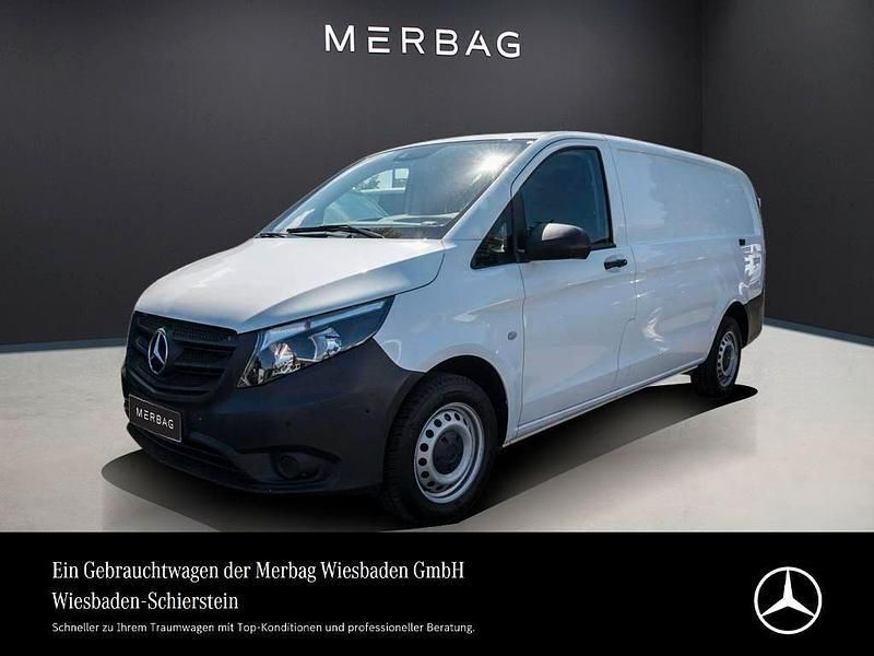 Arktikweiß Gebraucht 2022 Mercedes Vito Van / Kleinbus | 34.391 € (Fairer Preis) - Bild 1/4