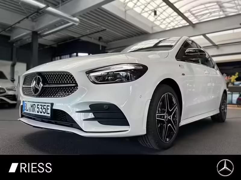 Unilack polarweiß Gebraucht 2025 Mercedes B250e AMG Van / Kleinbus | 54.888 € - Bild 1/4