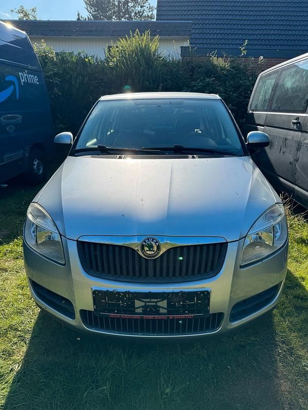 Silber Gebraucht 2008 Skoda Fabia Ambiente Kleinwagen | 1.500 € (Guter Preis) - Bild 1/4