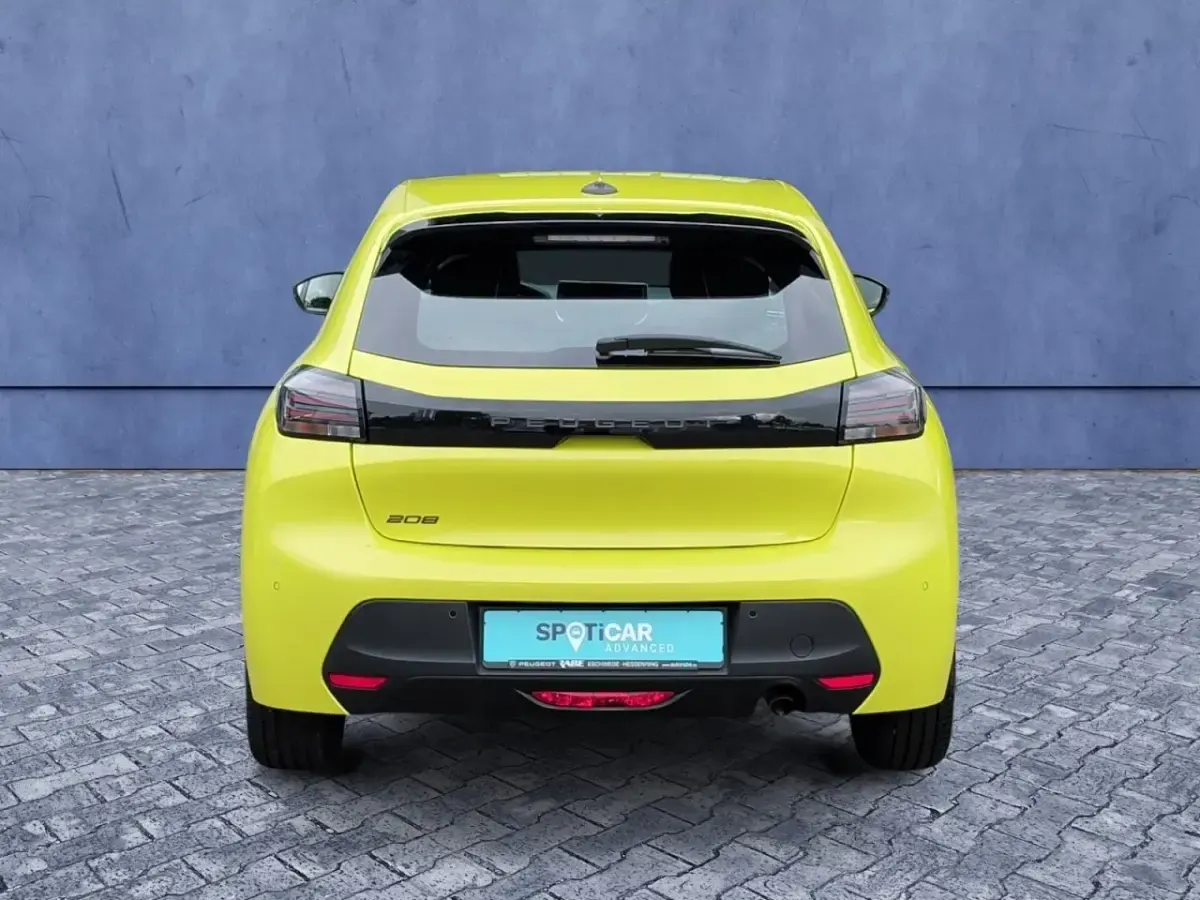 Occasion Peugeot 208 Active 75 ch (55 kW) 2024 Jaune Citadine
