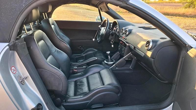 Gebraucht Audi TT Roadster 180 PS (132 kW) 2001 Silber Cabrio