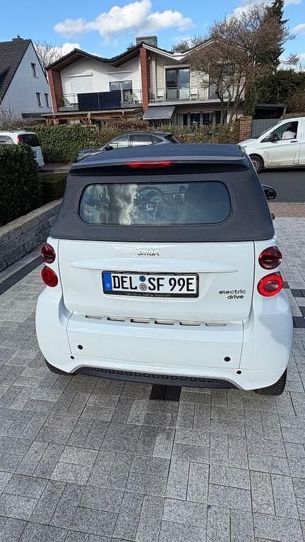 Gebraucht Smart ForTwo Cabrio 55 kW (75 PS) 2013 Weiß Cabrio