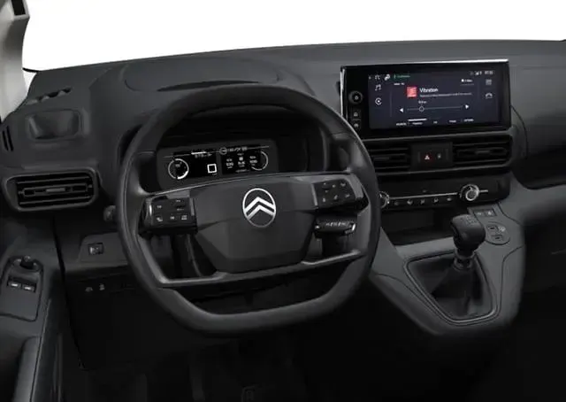 Neu Citroën Berlingo 101 PS (74 kW) 2026 Kaolin weiß kaolin weiß Van / Kleinbus